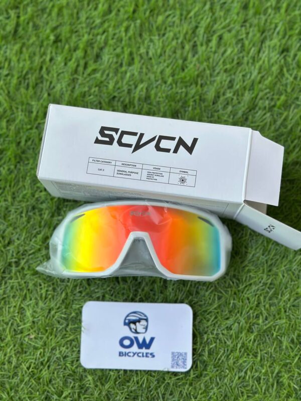 SCvCN glasses