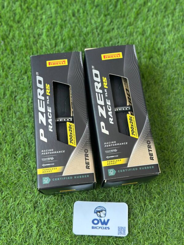 Pirelli zero TLR RS Tyres