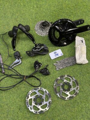 Shimano 105 R7170 Di2 Groupset