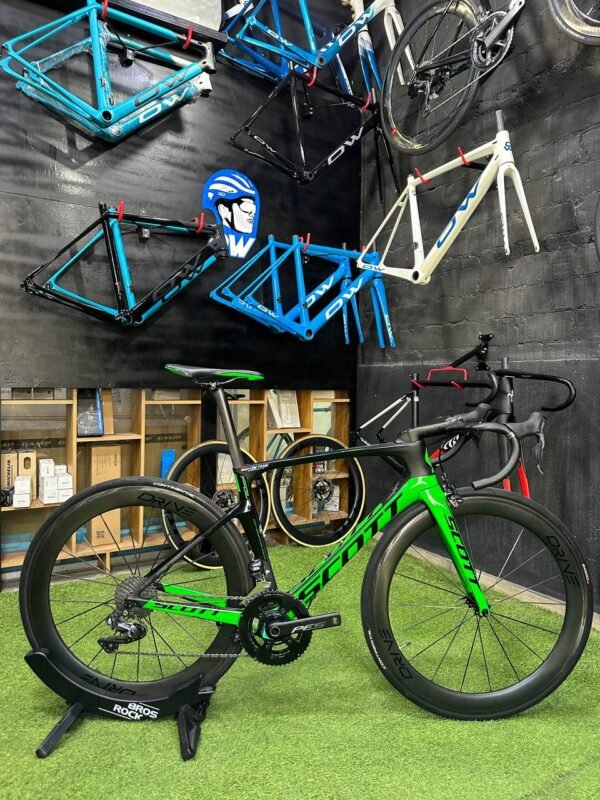 ch4nmn.jpg Scott Foil RC