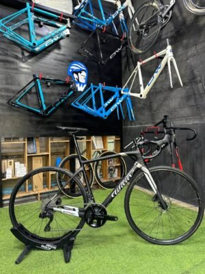 gt7azf.jpg New Wilier GTR Disc Full Carbon Road bike